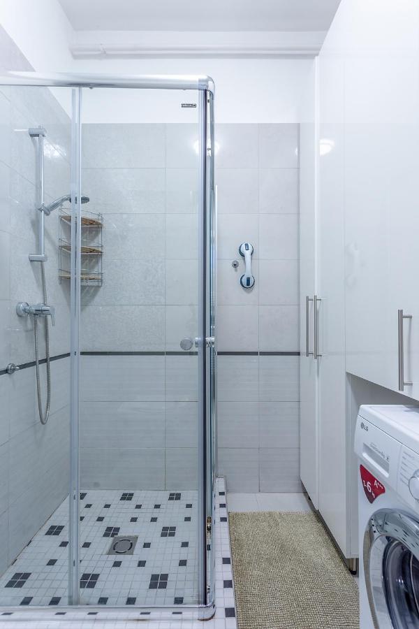 Goldcentral Apartment Grand Boulevard Budapeşte Dış mekan fotoğraf
